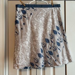 Old Navy Gray & Navy Skirt
